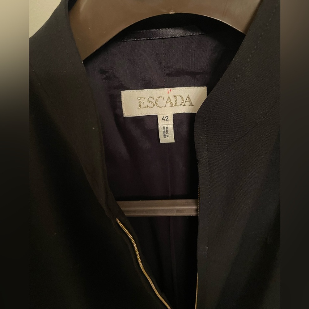 Designer zip from jacket - Picture 3 of 5